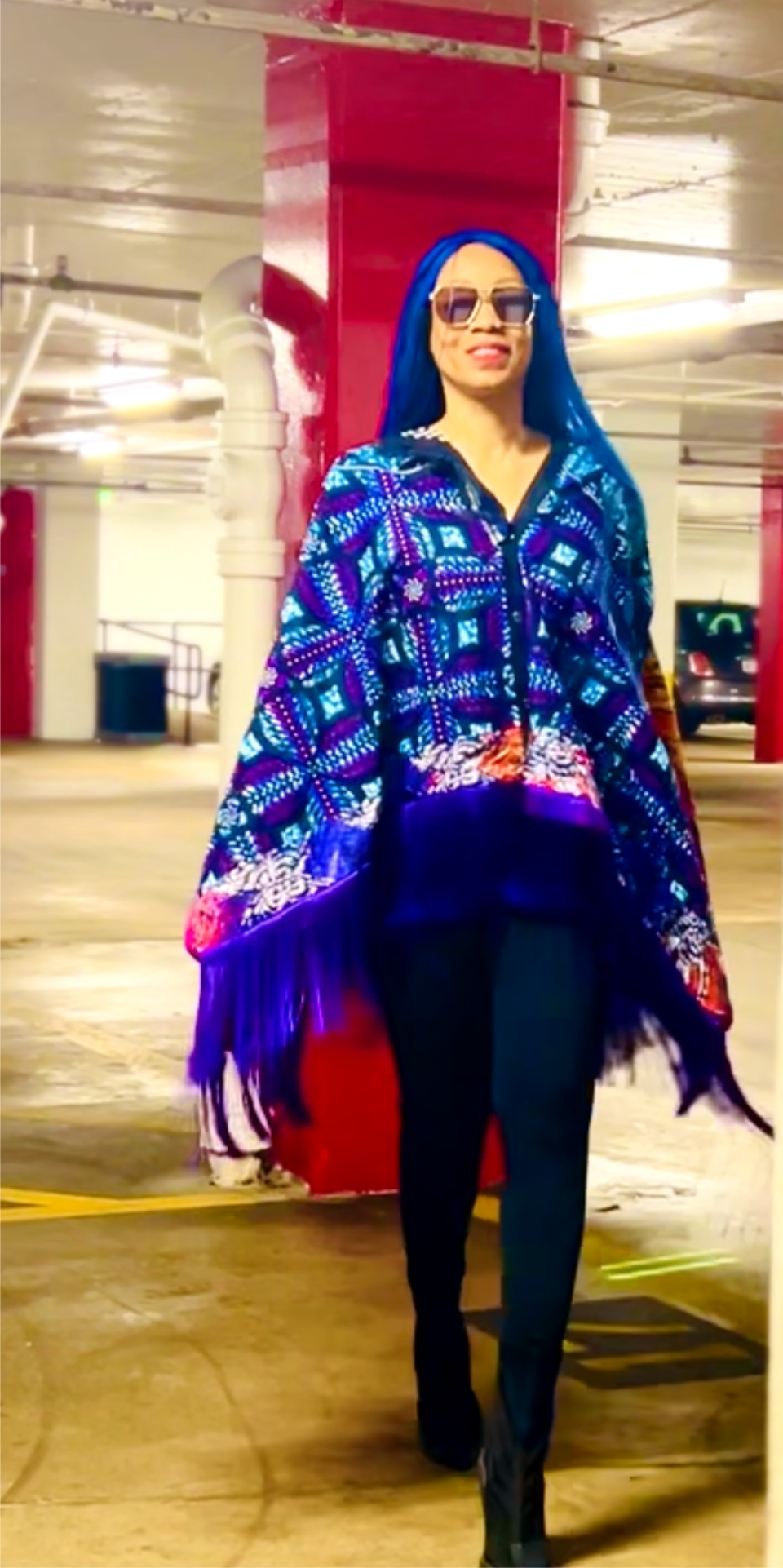 The Reversible TAYO Cape in Purple .
