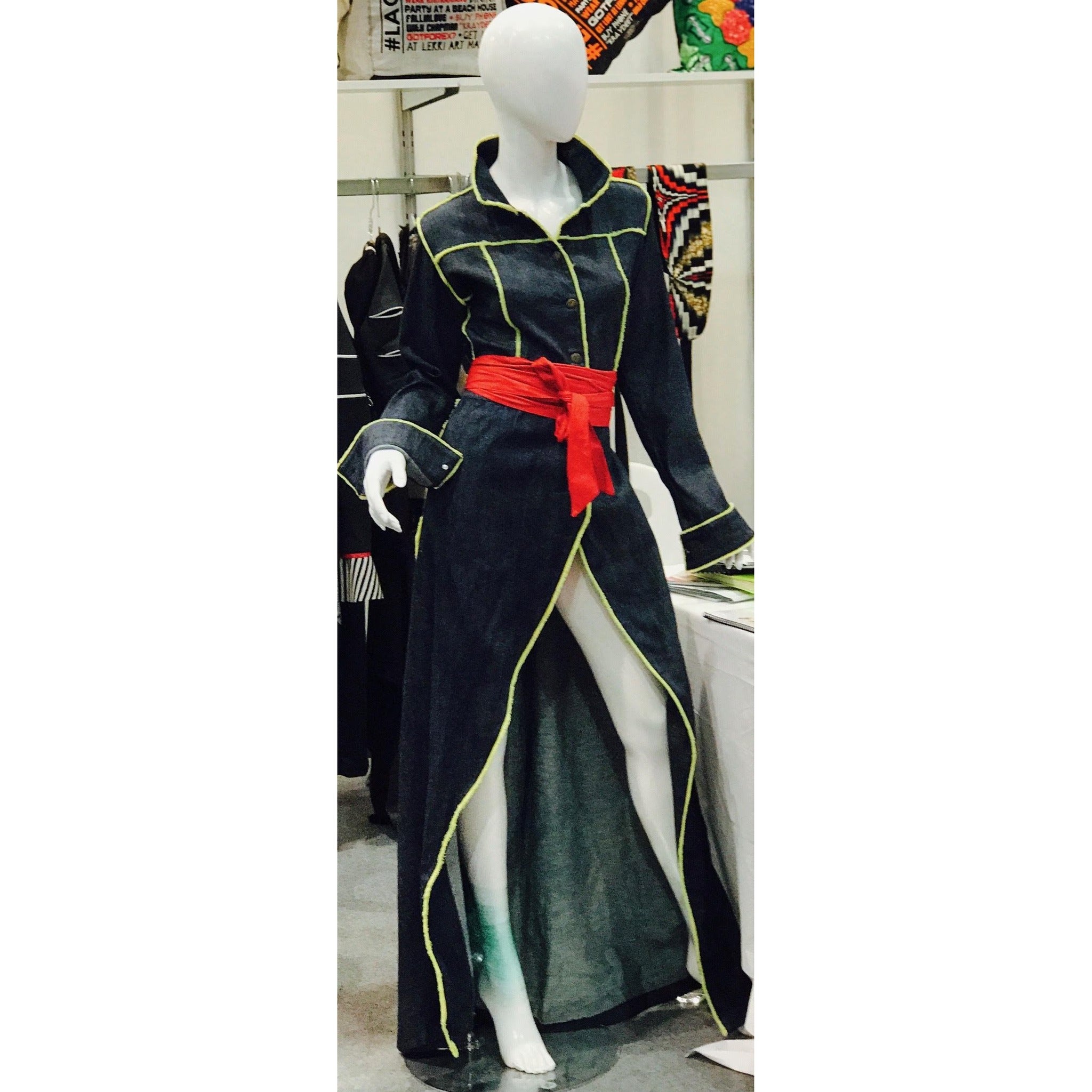 MANTEAU DE CAMIONNEUR MAXI EFFILOCHÉ À LA MAIN SURYA
