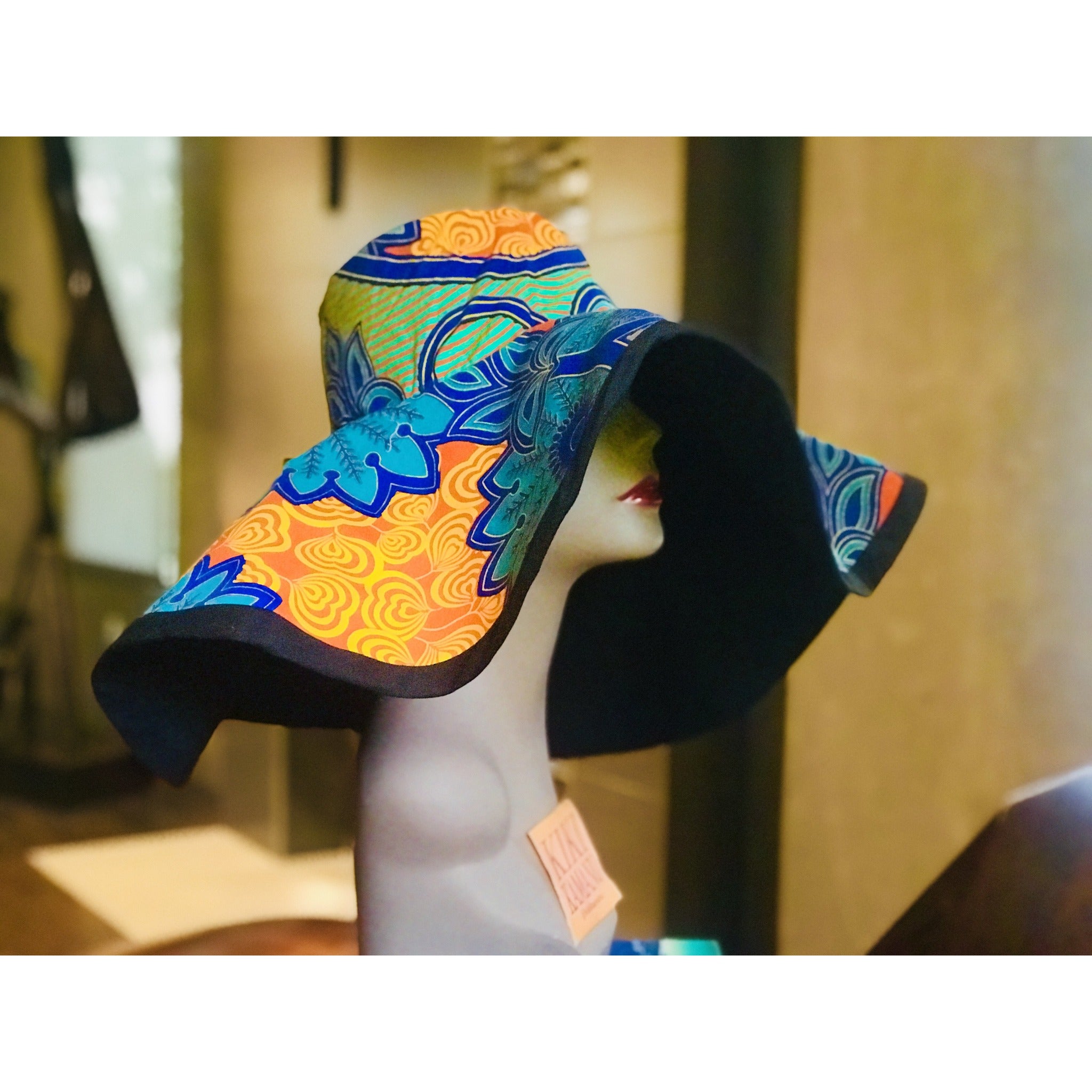 Chapeau de soleil réversible GoodHeadz/imprimé batik Josie noir