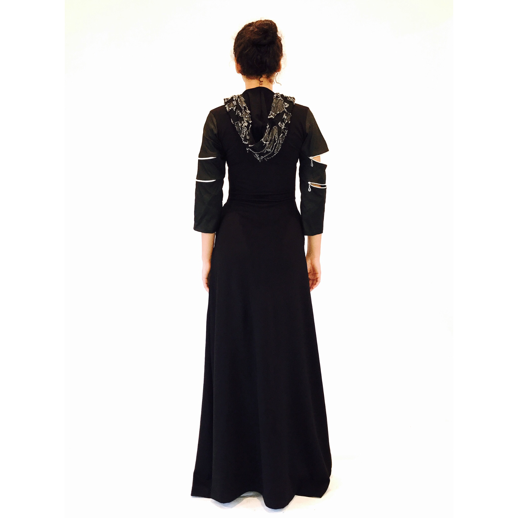 #BOSTON FAVOURITE THINGS Robe longue à capuche, manches 3/4 zippées