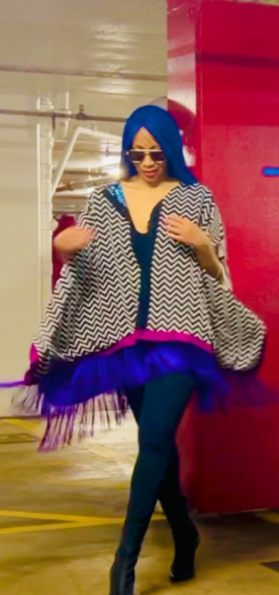 The Reversible TAYO Cape in Purple .