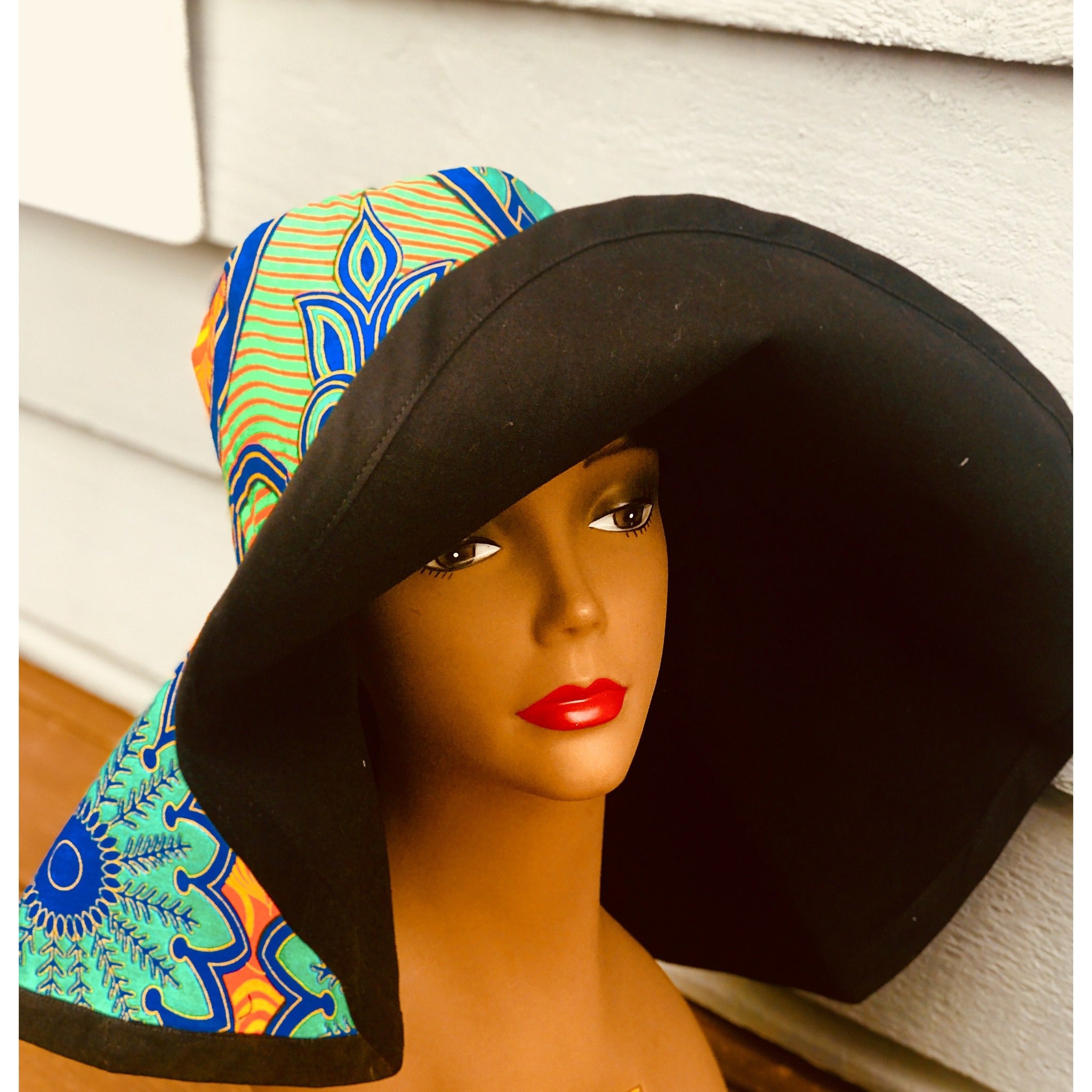 Reversible GoodHeadz Sun Hat/Black Josie Batik Print